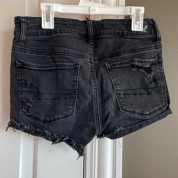 Hi Rise Shortie - Picture 2 of 2